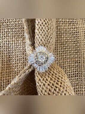 Gold Clear Crystal Sunburst Ring Cluster New Size 9